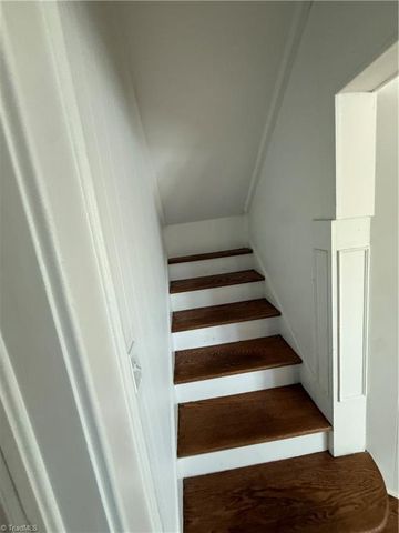 1529 W First Street, Winston-salem, NC 27101
