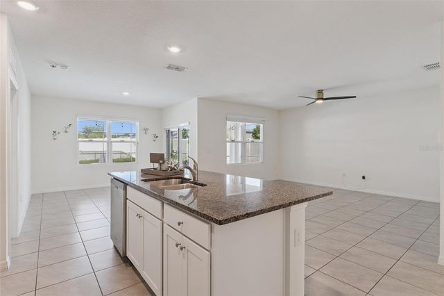5476 HUNTER JUMPER LANE, Apopka, FL 32712