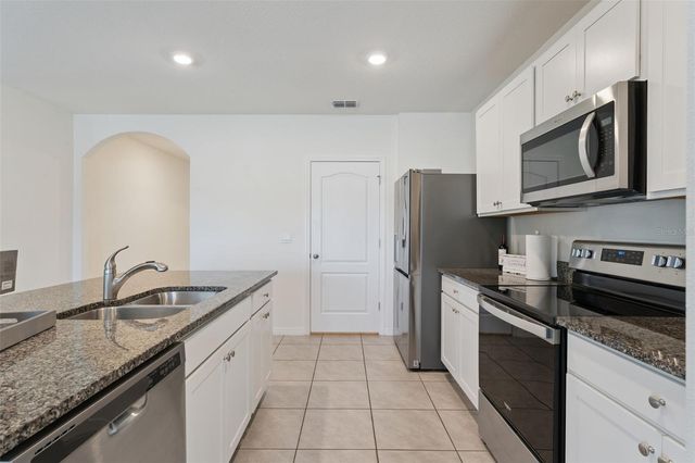 5476 HUNTER JUMPER LANE, Apopka, FL 32712