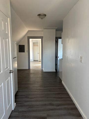 464 Wilmot Avenue, Bridgeport, CT 06607