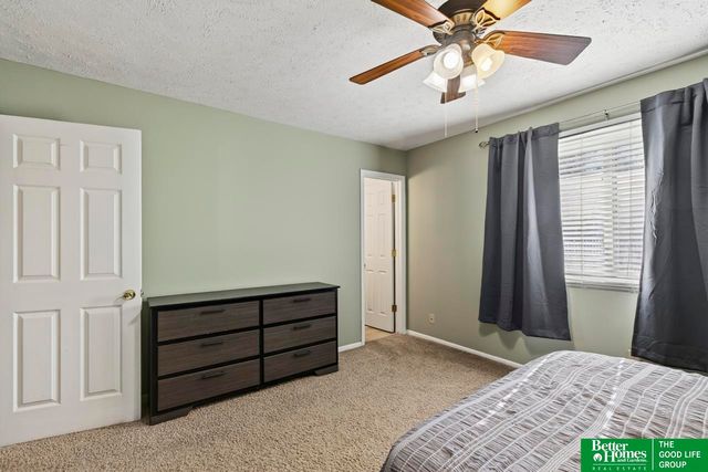 3721 Lynwood Drive, Bellevue, NE 68123