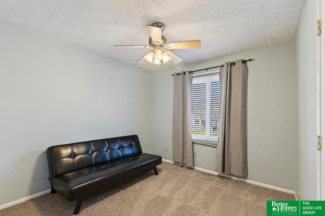 3721 Lynwood Drive, Bellevue, NE 68123