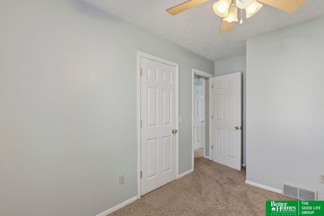 3721 Lynwood Drive, Bellevue, NE 68123
