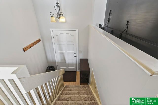 3721 Lynwood Drive, Bellevue, NE 68123