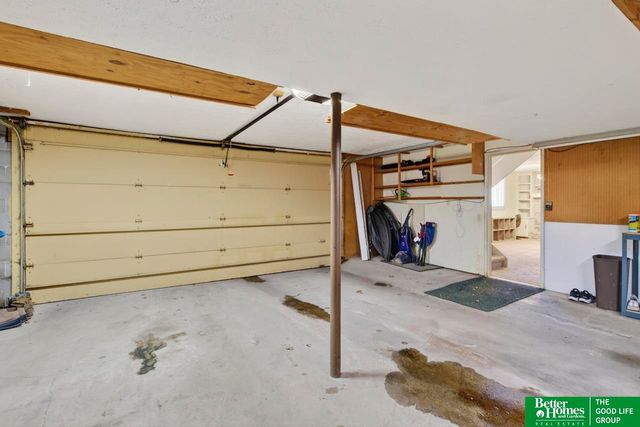 3721 Lynwood Drive, Bellevue, NE 68123