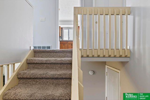 3721 Lynwood Drive, Bellevue, NE 68123