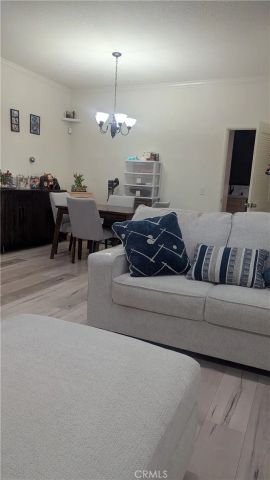 13214 Moorpark 108, Sherman Oaks, CA 91423