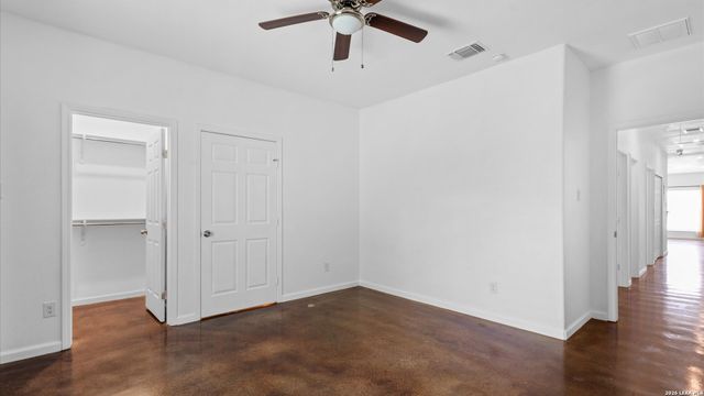 906 Gulf Unit 102, San Antonio, TX 78202