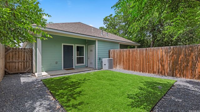 906 Gulf Unit 102, San Antonio, TX 78202