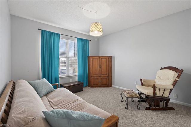 523 Whisper WALK, Chesapeake, VA 23322