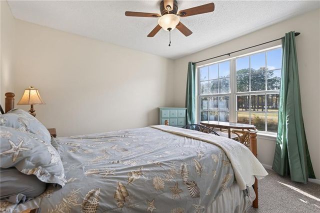 523 Whisper WALK, Chesapeake, VA 23322