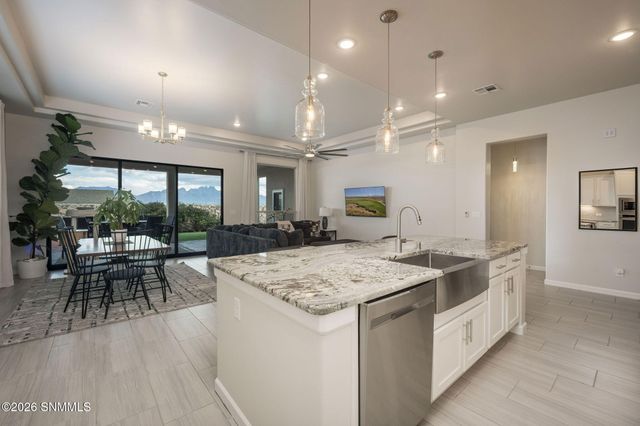 6816 Electra Avenue, Las Cruces, NM 88012