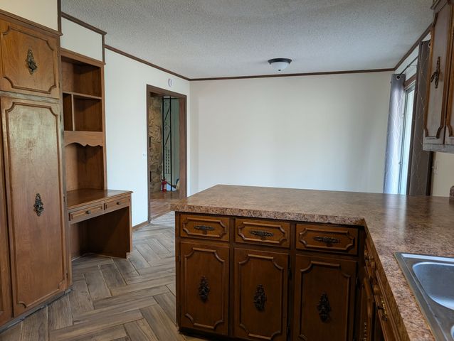 1581 Galen Rd, Lafayette, TN 37083