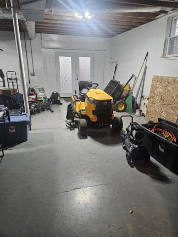 1581 Galen Rd, Lafayette, TN 37083