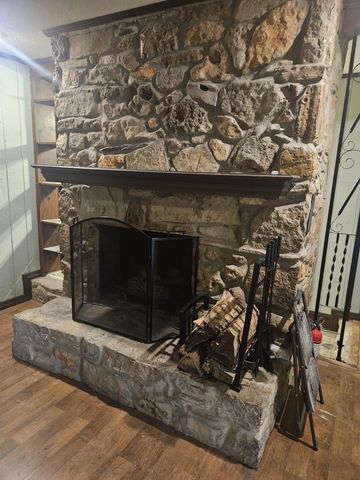 1581 Galen Rd, Lafayette, TN 37083