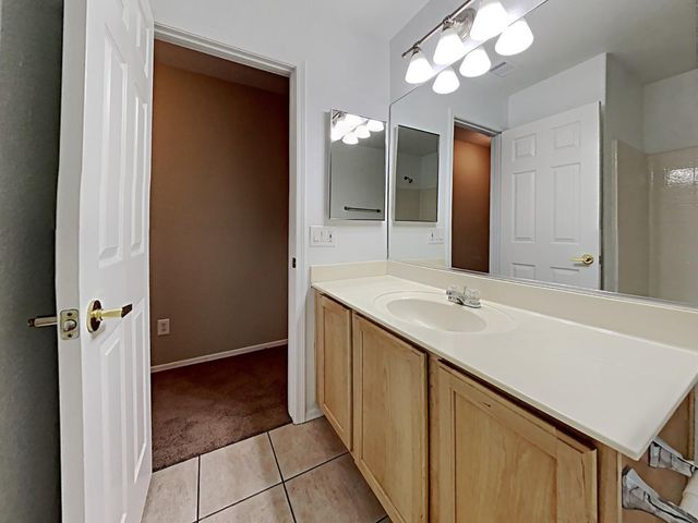 16206 N 137th Drive, Surprise, AZ 85374