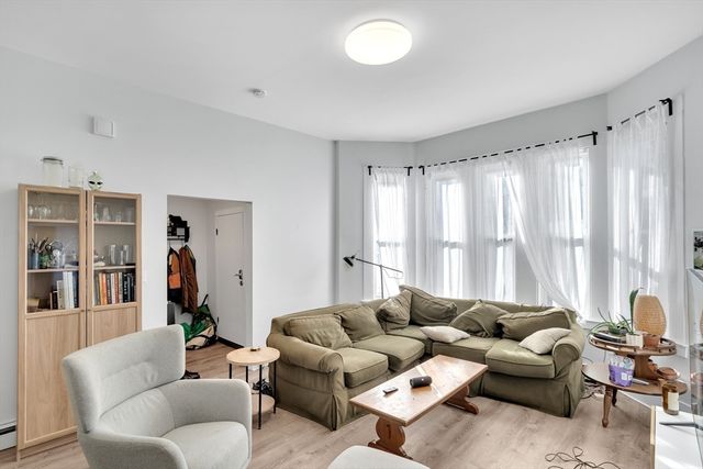 39 Union St, Boston, MA 02135