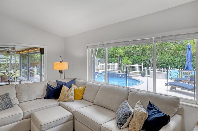 17271 N 88th Rd Road N, Loxahatchee, FL 33470