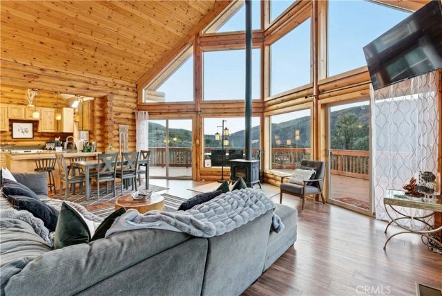 2000 Zermatt, Pine Mountain Club, CA 93222