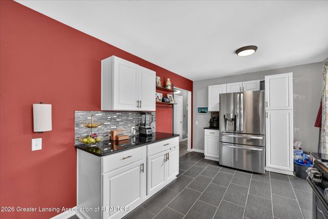 112 E Webb Drive, Dewitt, MI 48820