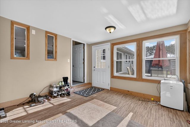 112 E Webb Drive, Dewitt, MI 48820