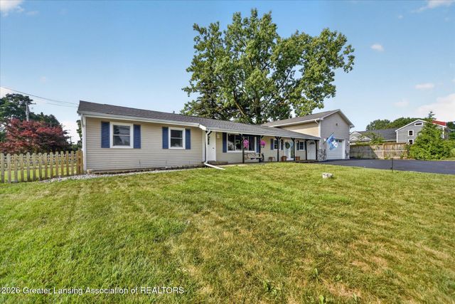 112 E Webb Drive, Dewitt, MI 48820