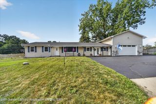 112 E Webb Drive, Dewitt, MI 48820