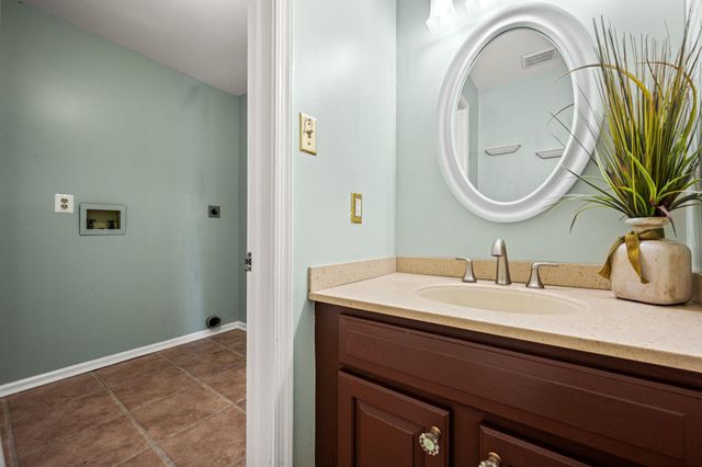 104 DIANE CIR, Eagleville, PA 19403