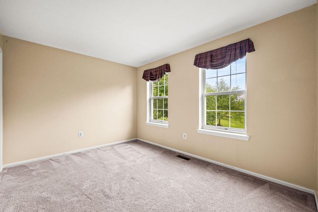 104 DIANE CIR, Eagleville, PA 19403