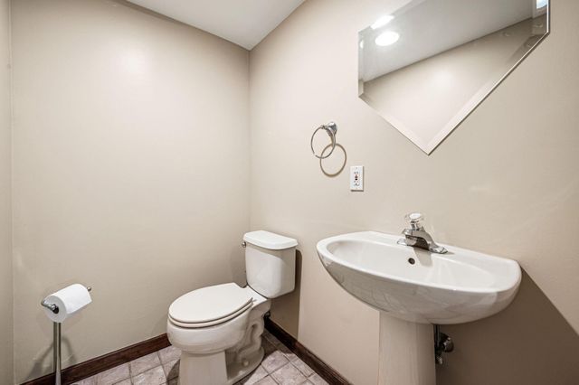 104 DIANE CIR, Eagleville, PA 19403