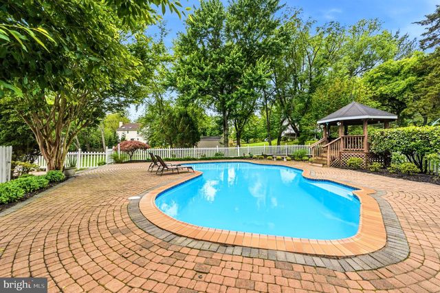 104 DIANE CIR, Eagleville, PA 19403