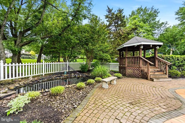 104 DIANE CIR, Eagleville, PA 19403