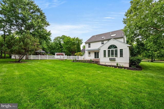 104 DIANE CIR, Eagleville, PA 19403
