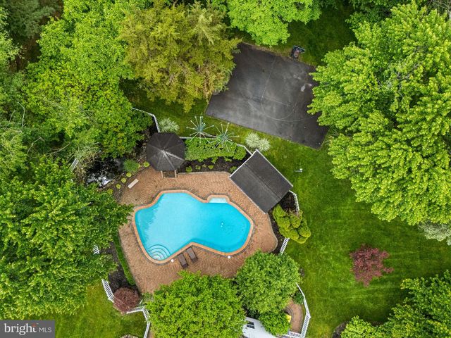 104 DIANE CIR, Eagleville, PA 19403
