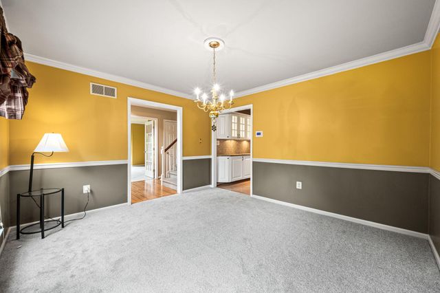 104 DIANE CIR, Eagleville, PA 19403