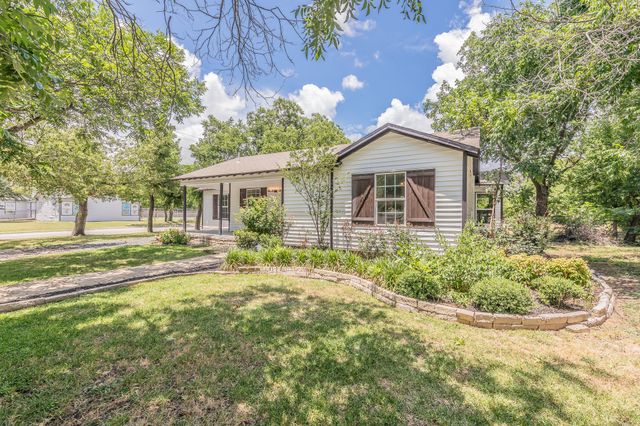5801 Dana Drive, Haltom City, TX 76117