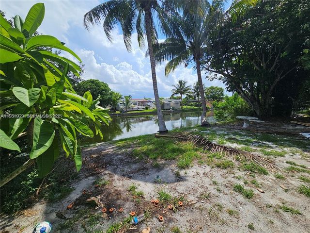 7908 Granada Blvd, Miramar, FL 33023