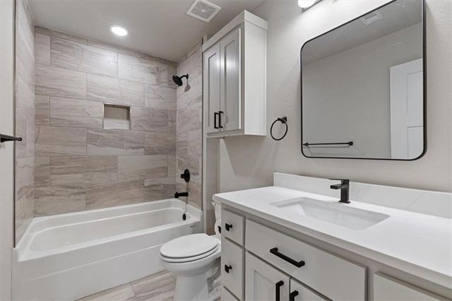 3 Pickering Drive, Bella Vista, AR 72714