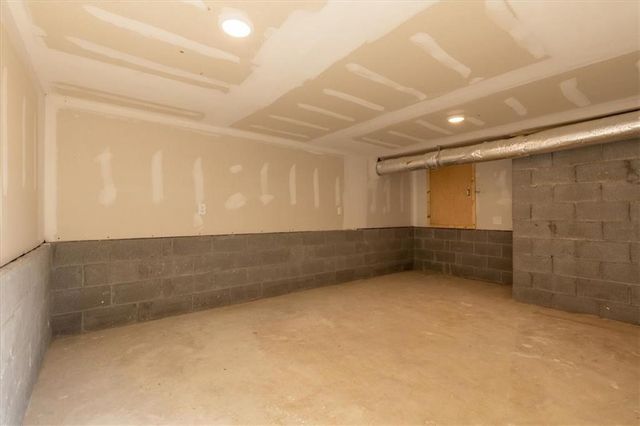 3 Pickering Drive, Bella Vista, AR 72714