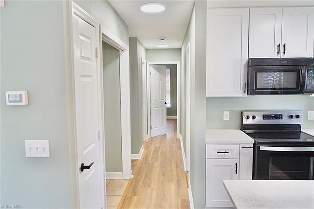 14 Tenuss Lane, Greensboro, NC 27410