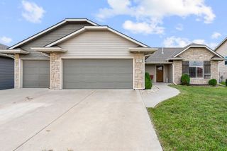 969 Cedar Brook Cir, Mulvane, KS 67110