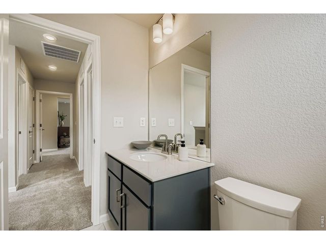 909 Nettle Ln, Fort Collins, CO 80524
