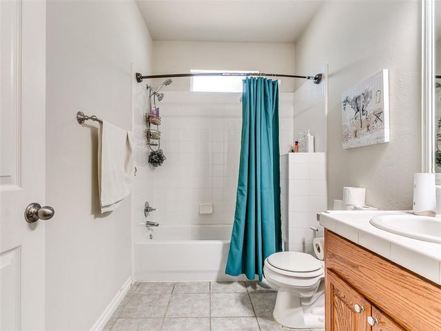 15420 Monarch Lane, Edmond, OK 73013