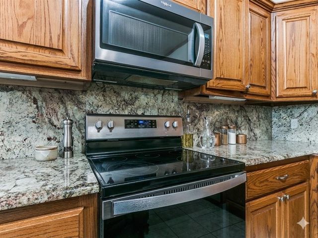 15420 Monarch Lane, Edmond, OK 73013