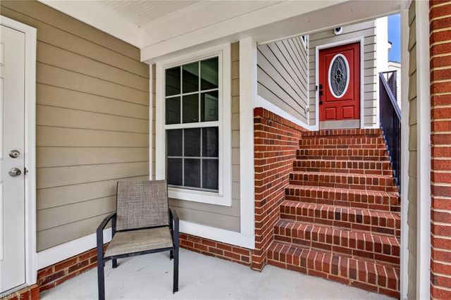 5448 Paperwhite LN, Virginia Beach, VA 23455
