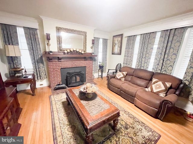 801 N DIVISION, Salisbury, MD 21801