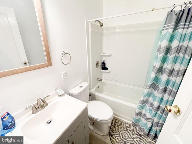 801 N DIVISION, Salisbury, MD 21801