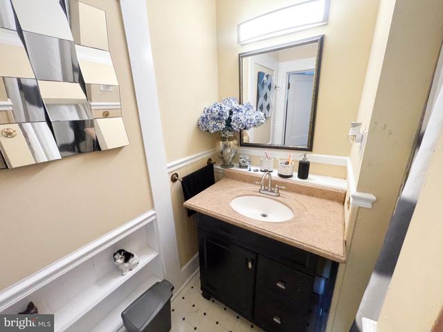 801 N DIVISION, Salisbury, MD 21801