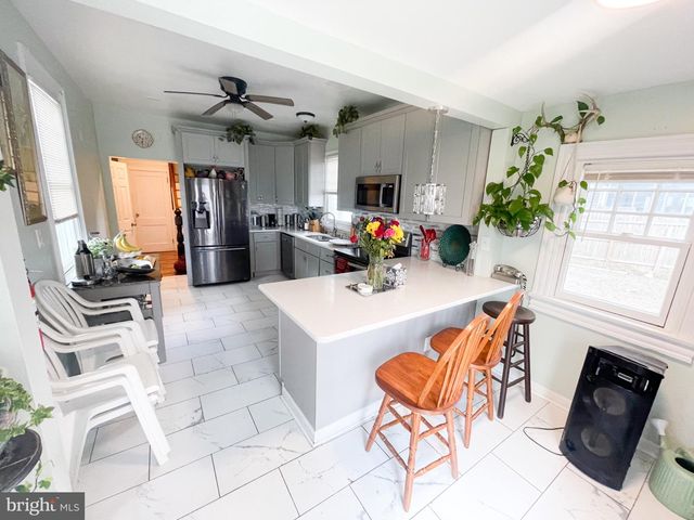 801 N DIVISION, Salisbury, MD 21801