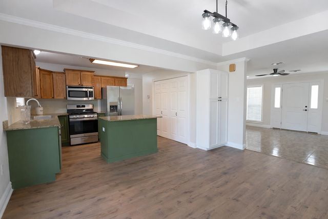 304 Country Village Drive, Raceland, LA 70394